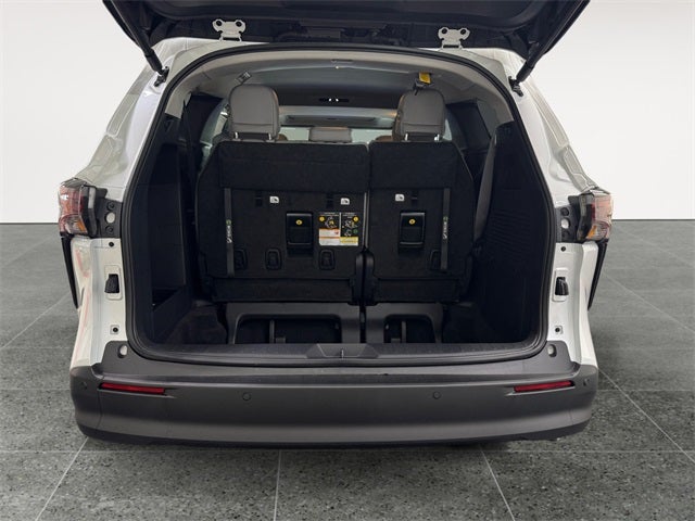 2025 Toyota Sienna XLE 7 Passenger