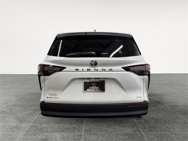 2025 Toyota Sienna XLE 7 Passenger