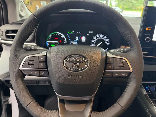 2025 Toyota Sienna XLE 7 Passenger