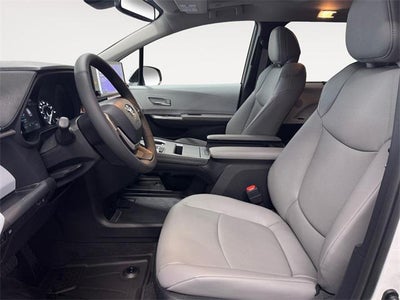 2025 Toyota Sienna XLE 7 Passenger