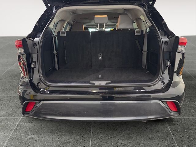 2023 Toyota Highlander Hybrid Limited