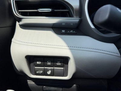 2026 Toyota Highlander Hybrid Limited