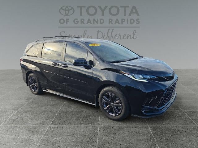 2026 Toyota Sienna XSE 7 Passenger