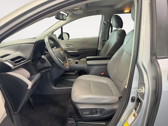 2023 Toyota Sienna XLE 7 Passenger