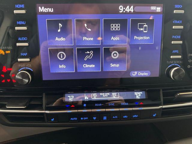 2023 Toyota Sienna XLE 7 Passenger