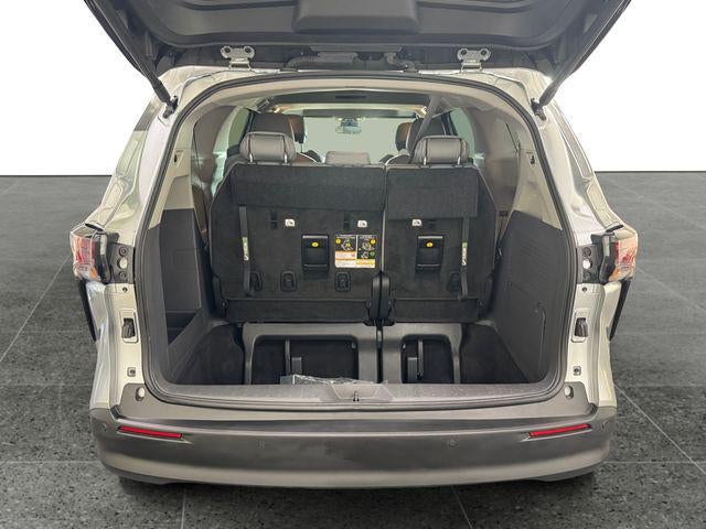 2023 Toyota Sienna XLE 7 Passenger