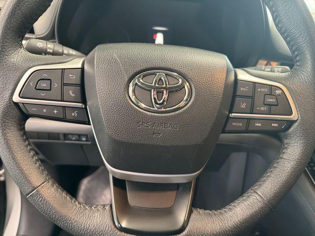2023 Toyota Sienna XLE 7 Passenger