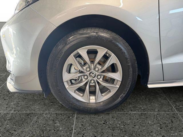 2023 Toyota Sienna XLE 7 Passenger