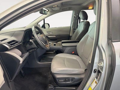2023 Toyota Sienna XLE 7 Passenger