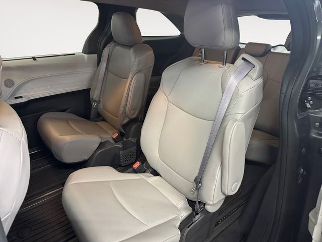 2025 Toyota Sienna XLE 7 Passenger