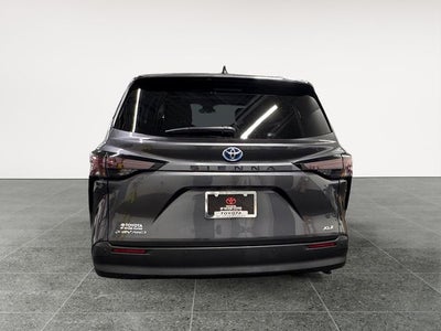 2025 Toyota Sienna XLE 7 Passenger