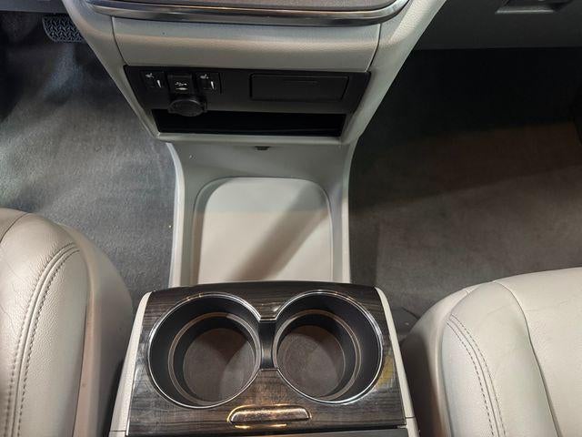 2019 Toyota Sienna XLE 8 Passenger