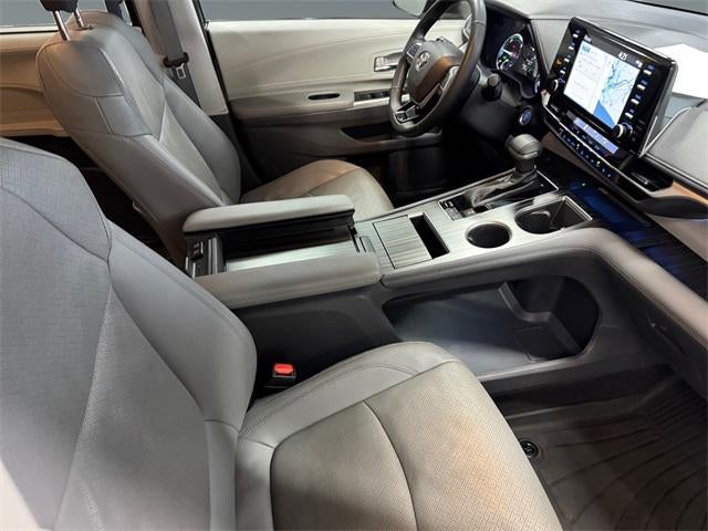 2022 Toyota Sienna Limited 7 Passenger