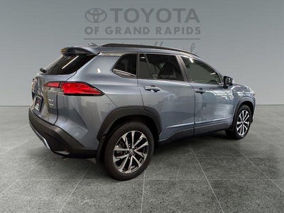 2023 Toyota Corolla Cross XLE