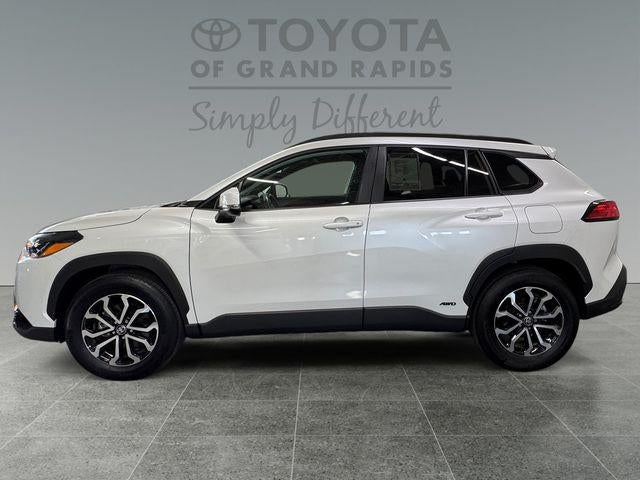 2024 Toyota Corolla Cross Hybrid SE
