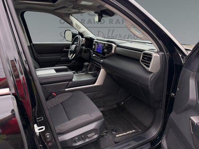 2024 Toyota Sequoia SR5