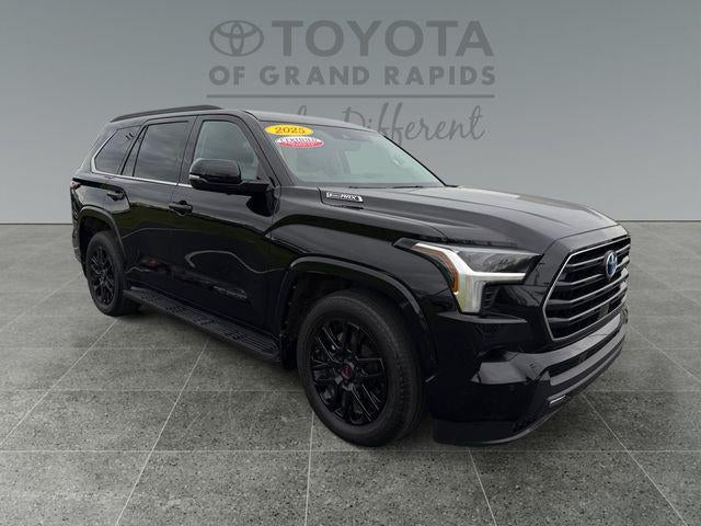 2024 Toyota Sequoia SR5