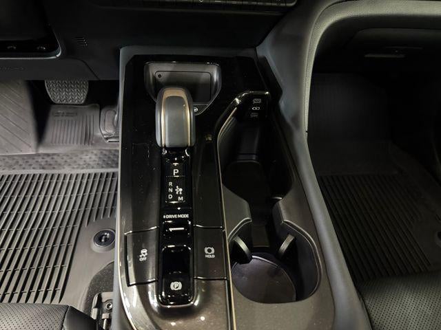2026 Toyota Crown Platinum