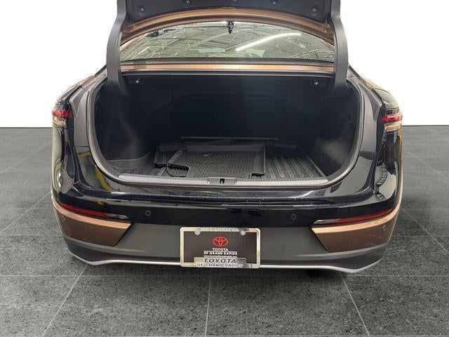 2023 Toyota Crown Platinum