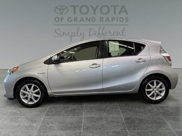 2014 Toyota Prius c Three