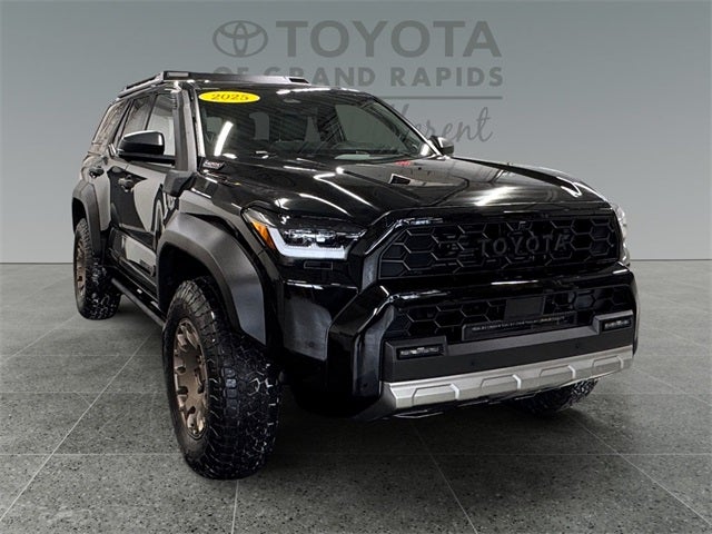 2025 Toyota 4Runner i-FORCE MAX Hybrid Trailhunter
