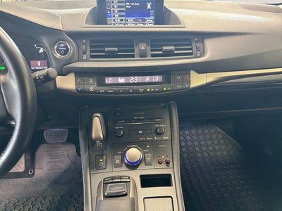 2017 Lexus CT 200h