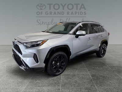 2023 Toyota RAV4 Hybrid SE