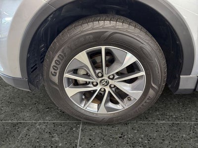 2018 Toyota RAV4 Hybrid XLE