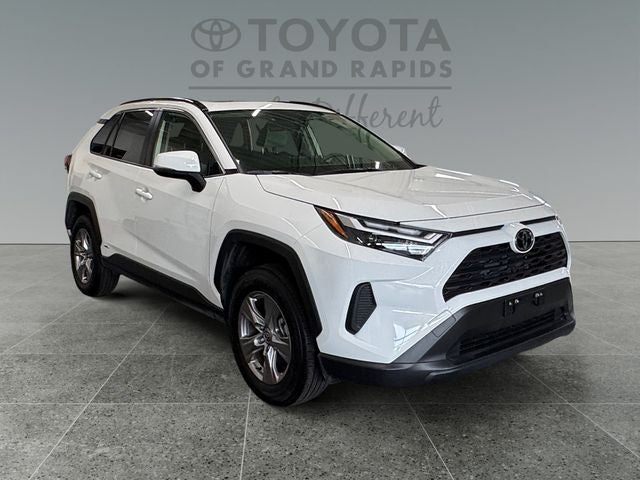 2025 Toyota RAV4 Hybrid XLE
