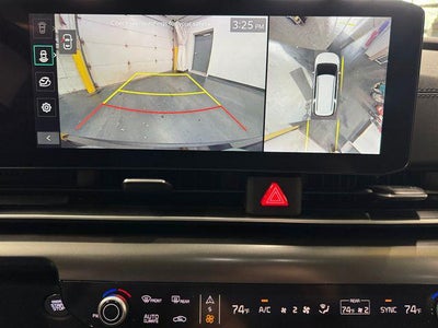 2025 Kia Carnival SX