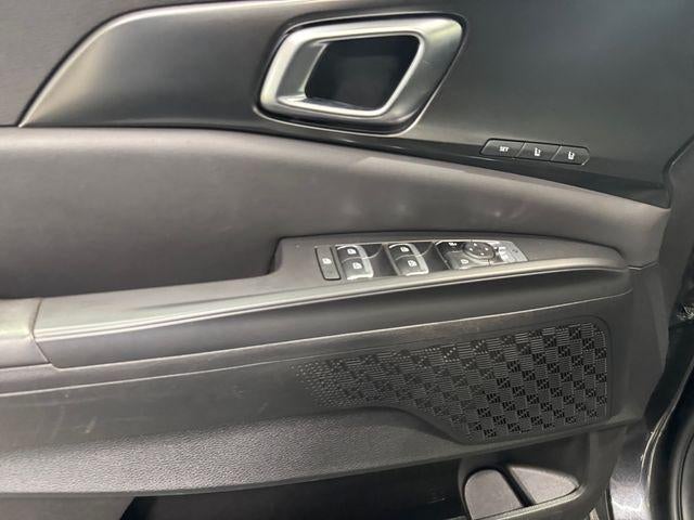 2025 Kia Carnival SX