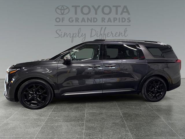 2025 Kia Carnival SX