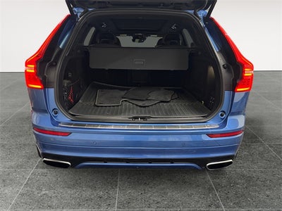 2019 Volvo XC60 Hybrid T8 R-Design