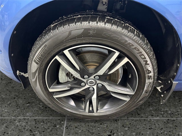 2019 Volvo XC60 Hybrid T8 R-Design