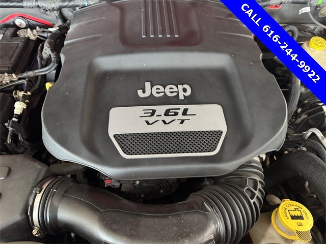2013 Jeep Wrangler Unlimited Sahara 3.6 Liter V6 4D 4WD Automatic