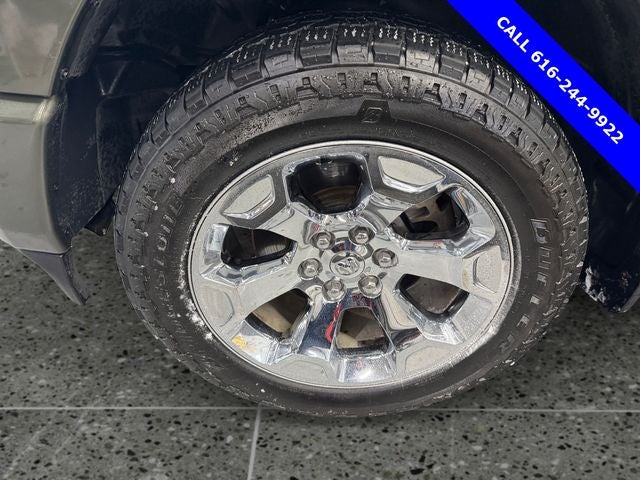 2021 RAM 1500 Big Horn/Lone Star 5.7 Liter V8 Hemi Quad Cab 4WD