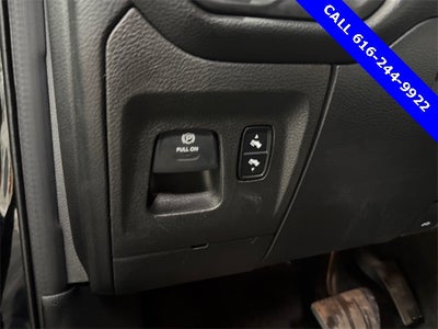 2019 RAM 1500 Big Horn/Lone Star 5.7 Liter V6 Hemi Crew Cab 4WD