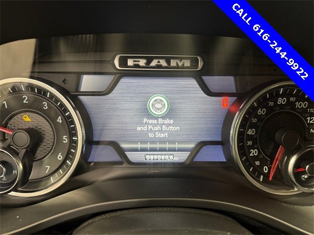 2019 RAM 1500 Big Horn/Lone Star 5.7 Liter V6 Hemi Crew Cab 4WD