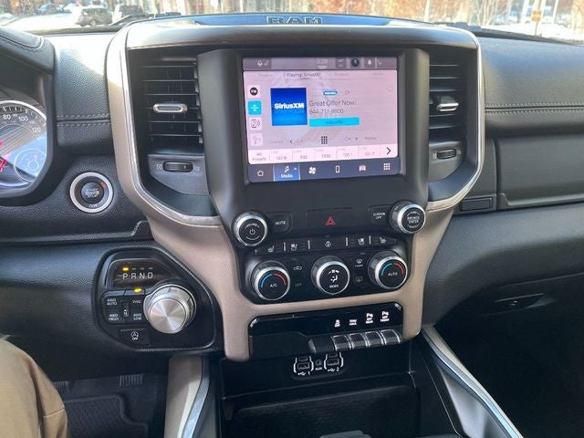 2022 RAM 1500 Laramie 5.7 Liter V8 Hemi Crew Cab 4WD