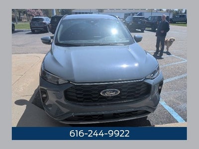 2023 Ford Escape Hybrid ST-Line Select 2.5 Liter AWD