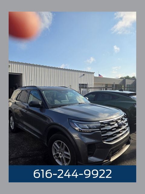 2025 Ford Explorer Active 2.3 Liter EcoBoost 4WD