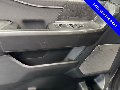 2023 Ford F-150 XLT 5.0 Liter V8 SuperCrew 4WD