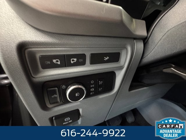 2023 Ford F-150 XLT 5.0 Liter V8 SuperCrew 4WD