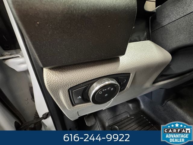2022 Ford F-350SD XL 7.3 Liter V8 2D Standard Cab 4WD