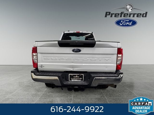 2022 Ford F-350SD XL 7.3 Liter V8 2D Standard Cab 4WD