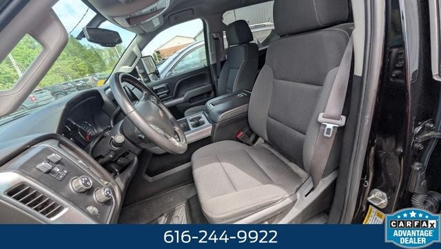 2015 Chevrolet Silverado 2500HD LT 6.0 Liter V8 Crew Cab 4WD