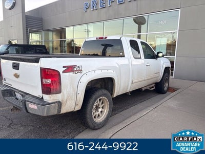 2011 Chevrolet Silverado 1500 LT 5.3 Liter V8 4D Extended Cab 4WD