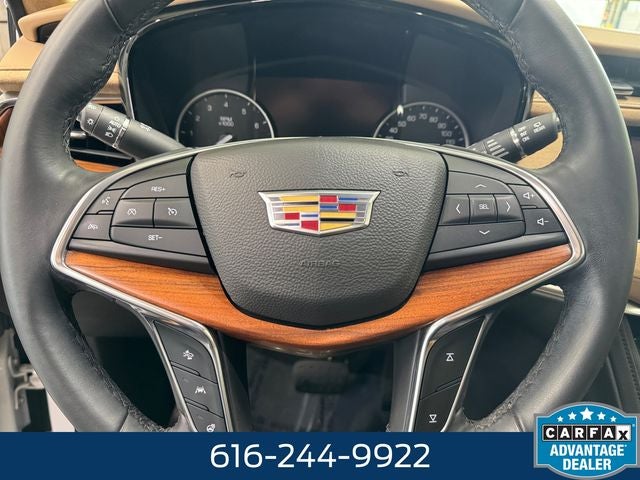2017 Cadillac XT5 Platinum 3.6 Liter V6 AWD