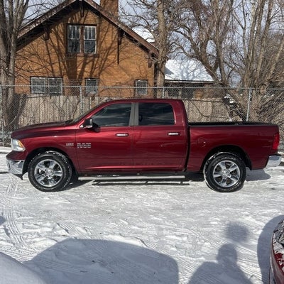2018 RAM 1500 Big Horn 5.7 Liter V8 Hemi Crew Cab 4WD