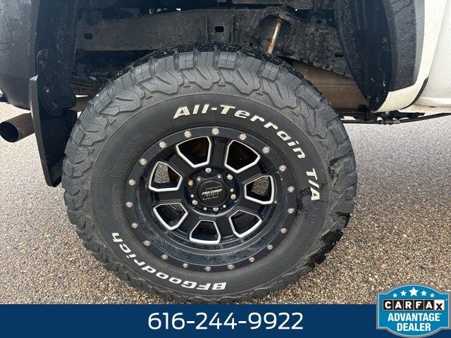 2020 Toyota Tacoma SR5 3.5 Liter V6 Doublecab 4WD